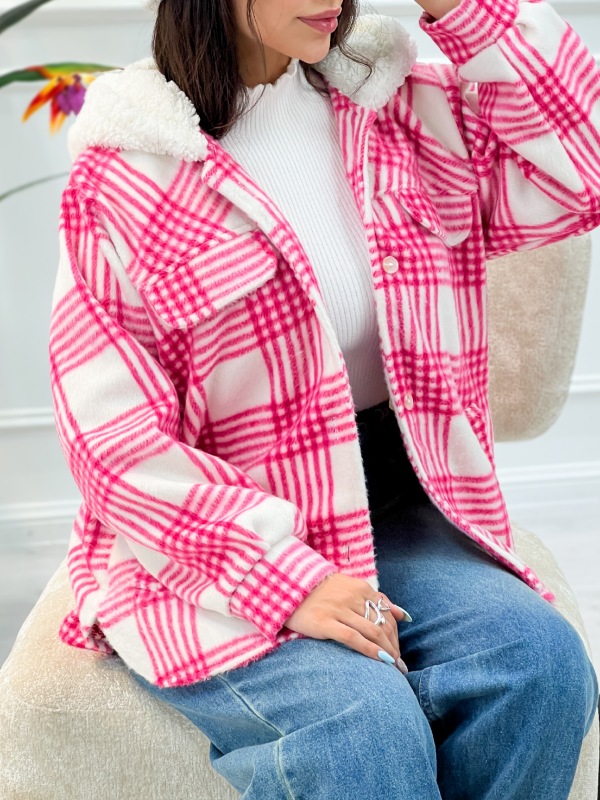 Picsart_25-10-13_18-58-32-705