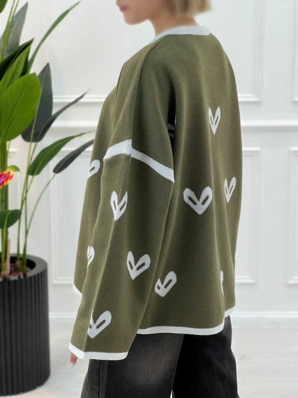 Picsart_25-10-16_14-55-10-802