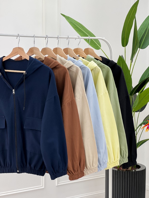 Picsart_25-10-27_22-49-51-091