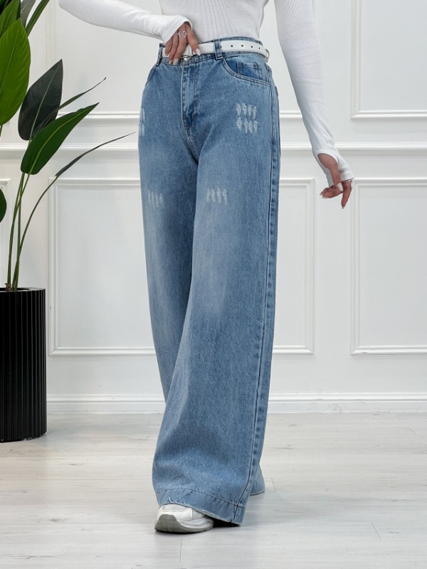 Picsart_25-10-27_23-26-12-622