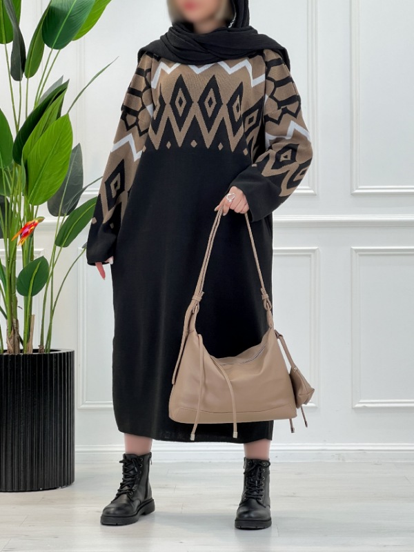 Picsart_25-10-28_13-38-01-504