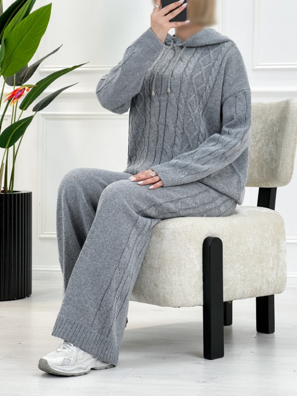 Picsart_25-10-29_16-50-36-764