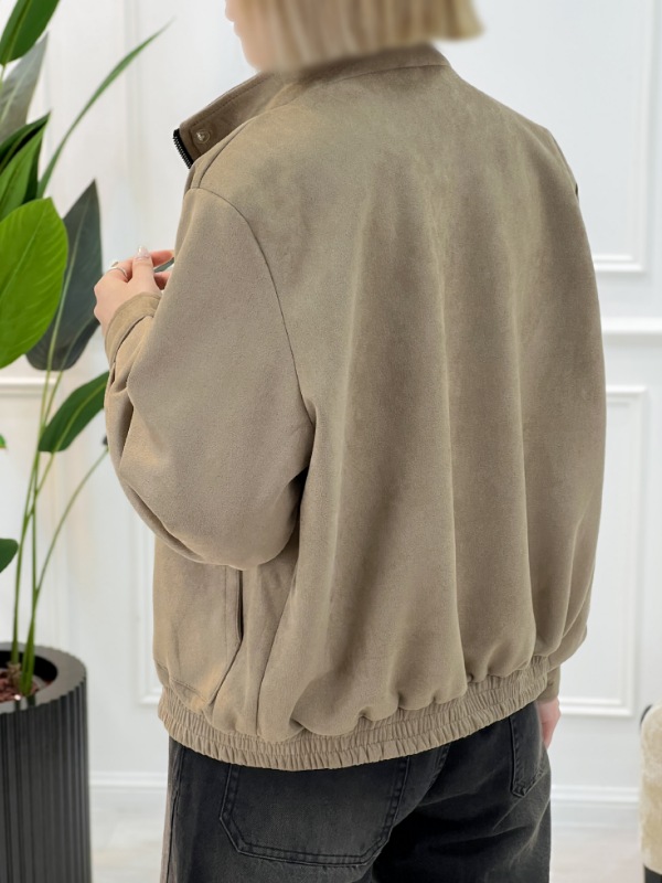 Picsart_25-11-01_21-19-38-215