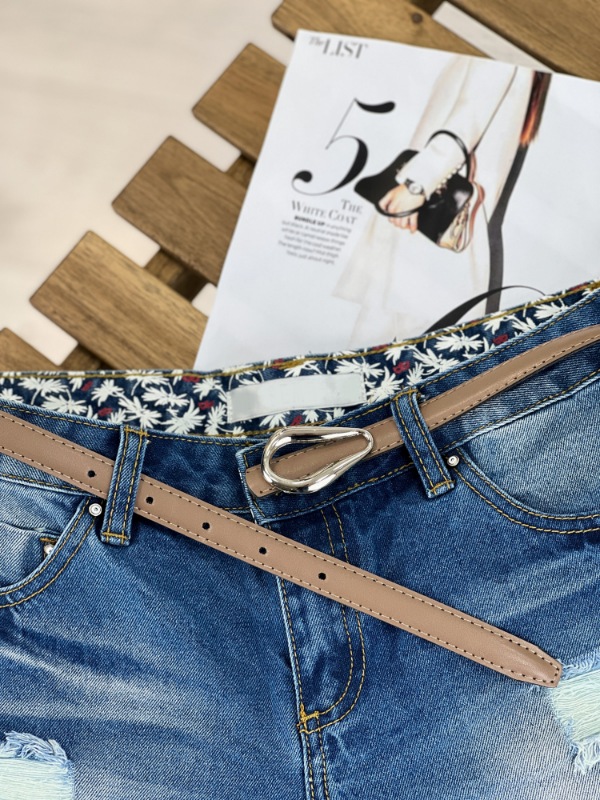 Picsart_25-11-01_22-45-36-177