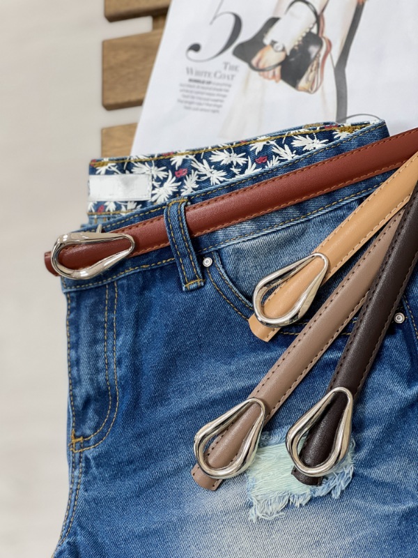 Picsart_25-11-01_22-47-34-235