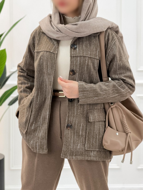 Picsart_25-11-02_18-53-04-012