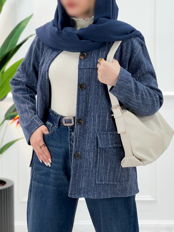 Picsart_25-11-02_18-59-50-122