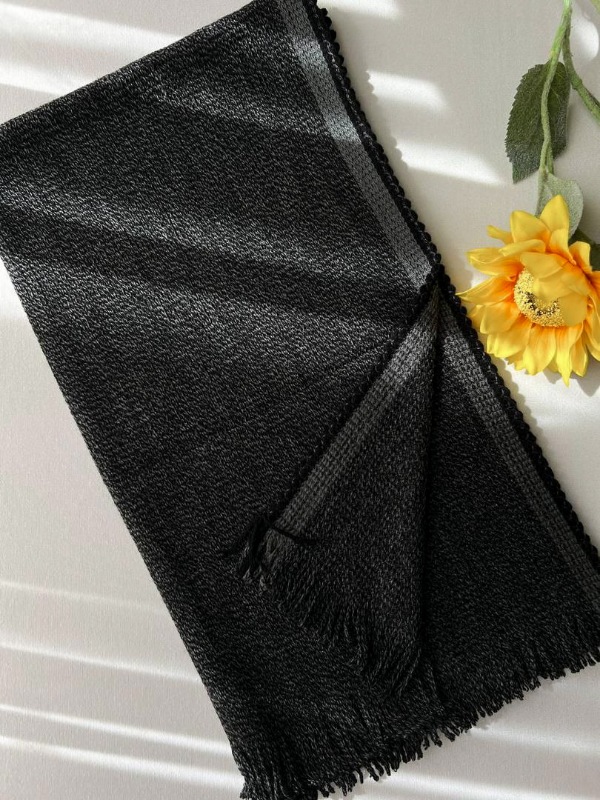 Picsart_25-11-03_21-59-46-335