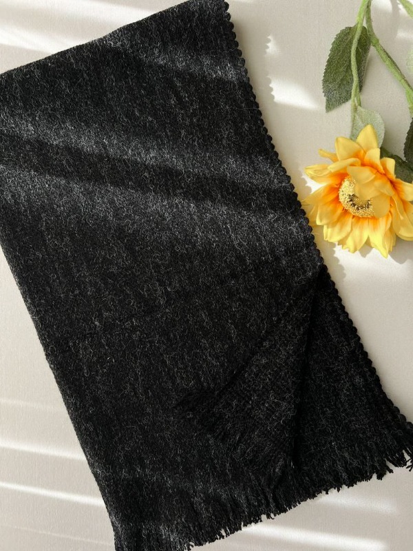 Picsart_25-11-03_22-00-37-870