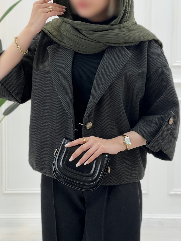 Picsart_25-11-04_16-05-11-426