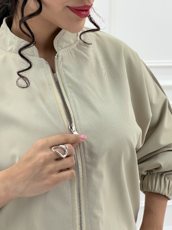 Picsart_25-11-04_16-36-46-400