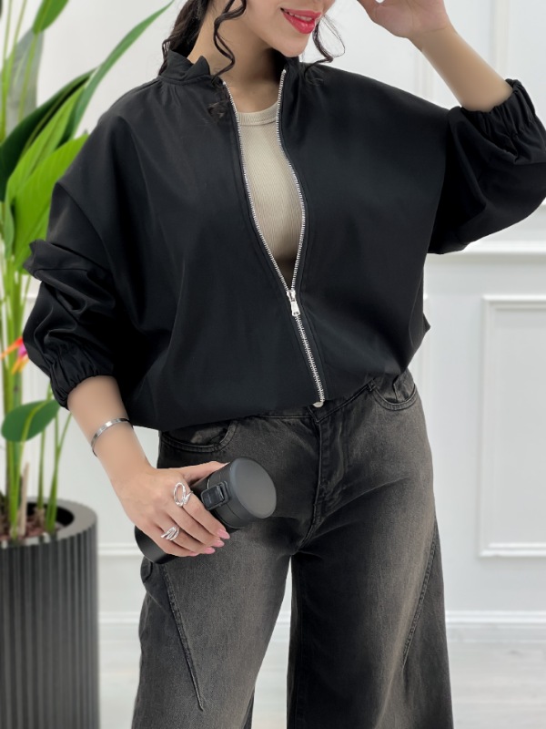 Picsart_25-11-04_16-51-44-746