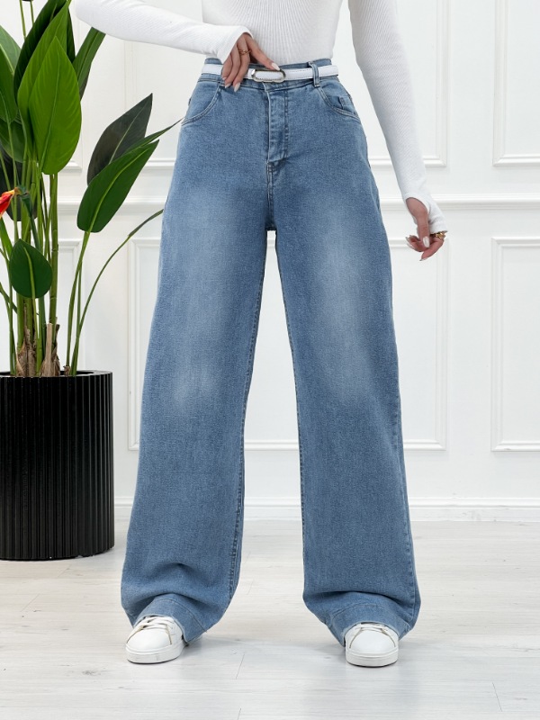 Picsart_25-11-05_17-13-59-541