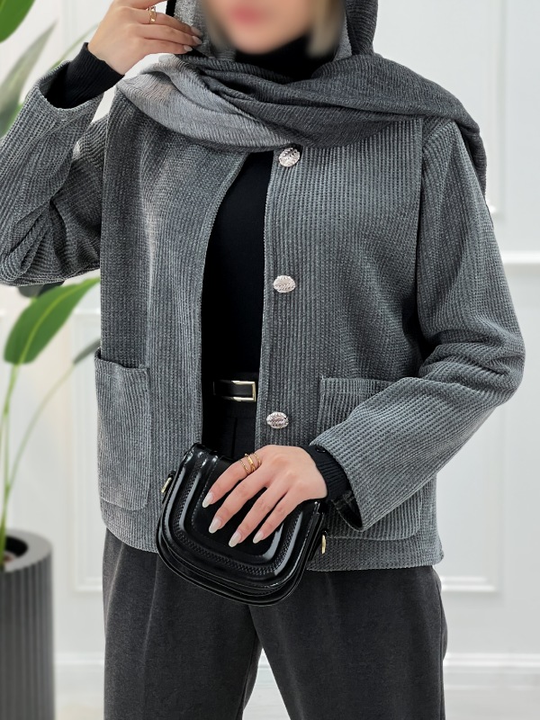 Picsart_25-11-05_17-38-08-620