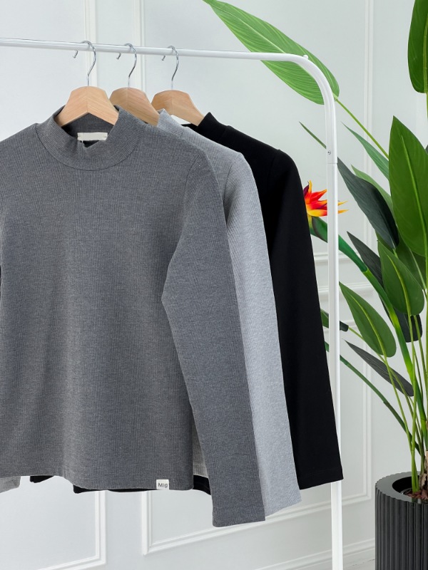 Picsart_25-11-11_22-28-36-667