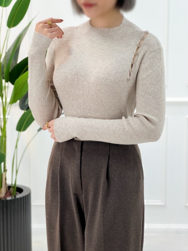 Picsart_25-11-17_23-12-43-857