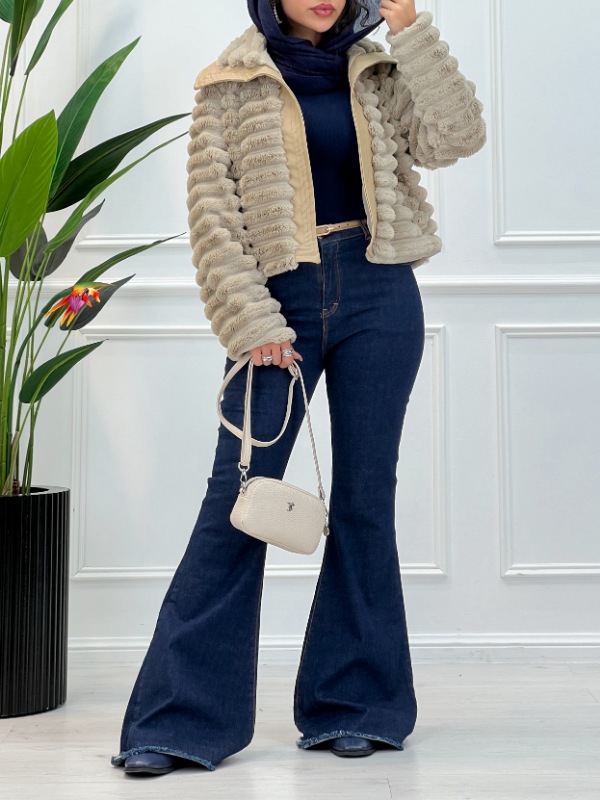 Picsart_25-11-19_06-04-19-574