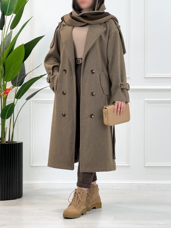 Picsart_25-11-22_18-25-30-117