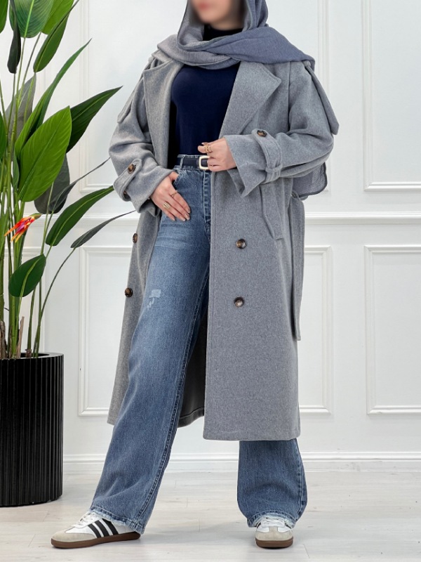 Picsart_25-11-22_18-30-09-247