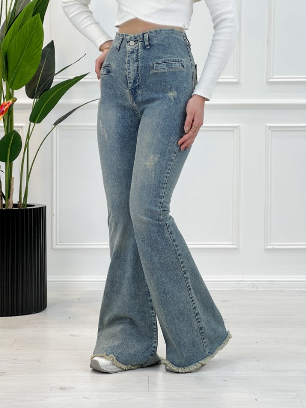 Picsart_25-11-27_16-45-55-323