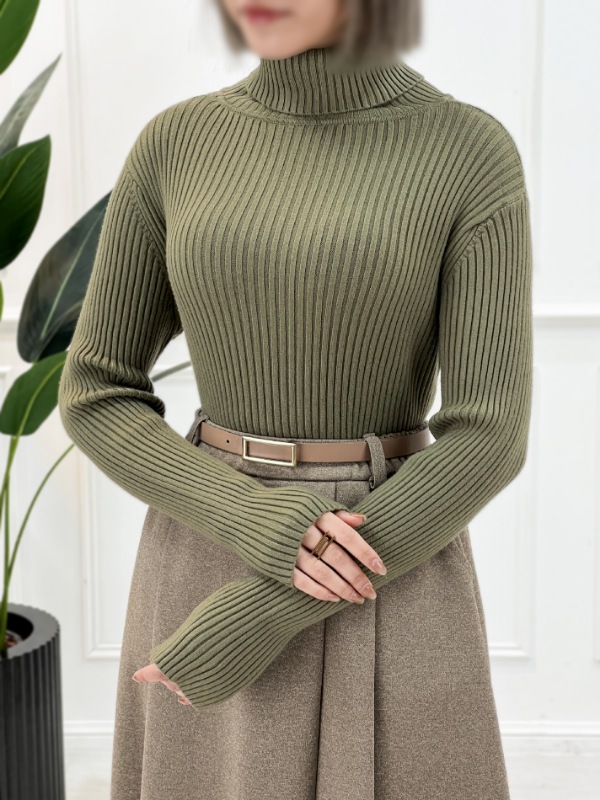 Picsart_25-12-03_01-37-06-407