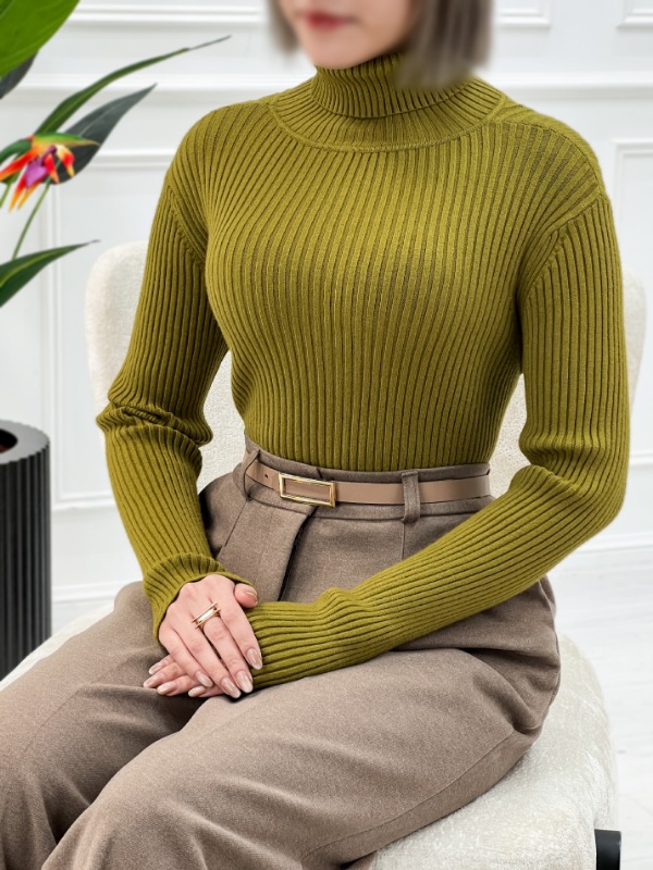 Picsart_25-12-03_01-42-35-658