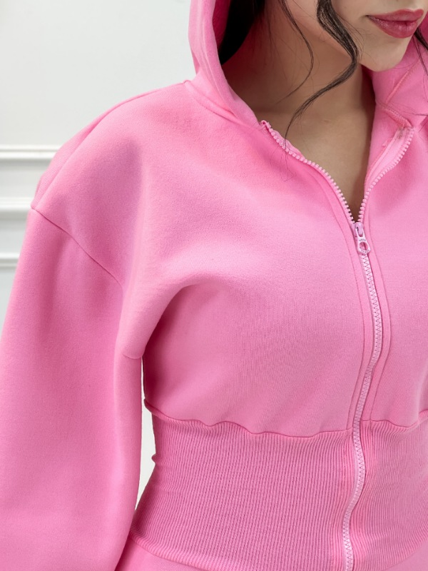 Picsart_25-12-03_02-36-41-137