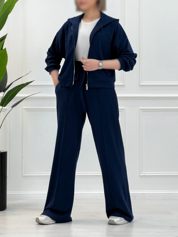 Picsart_25-12-03_18-58-43-945