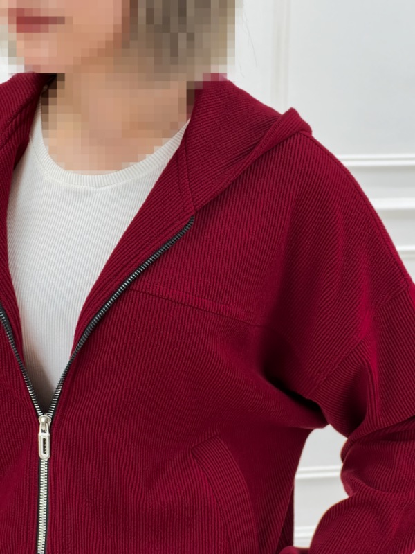 Picsart_25-12-03_19-09-03-284