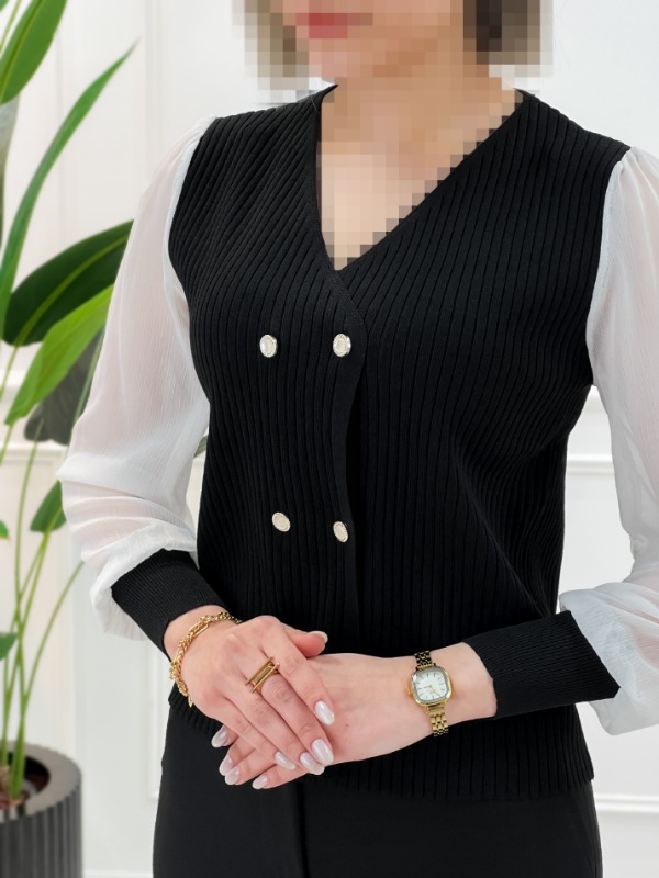 Picsart_25-12-08_19-24-29-933