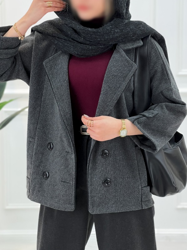 Picsart_25-12-11_16-07-43-469