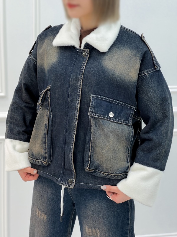 Picsart_25-12-12_11-33-17-853