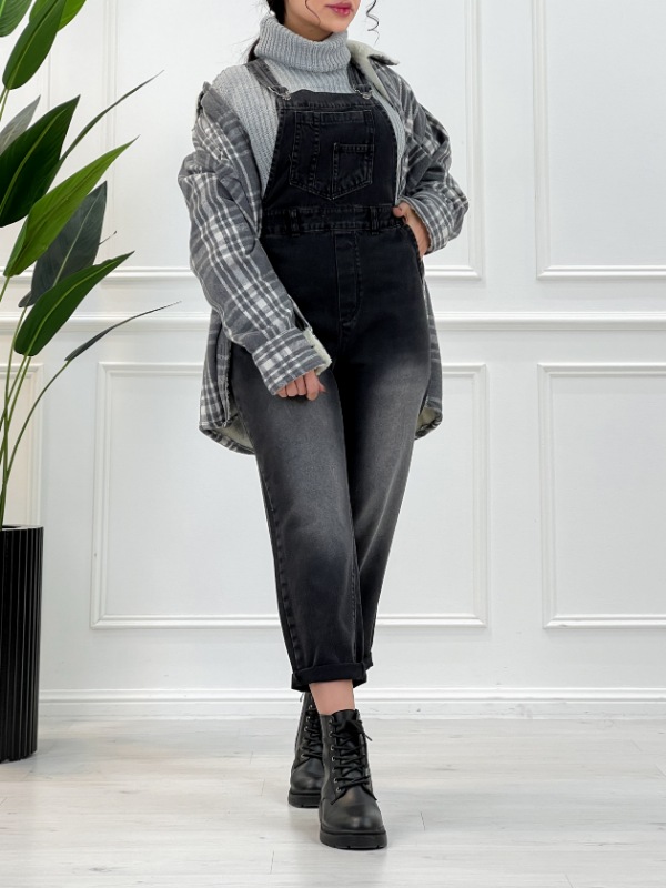 Picsart_25-12-13_17-37-50-176