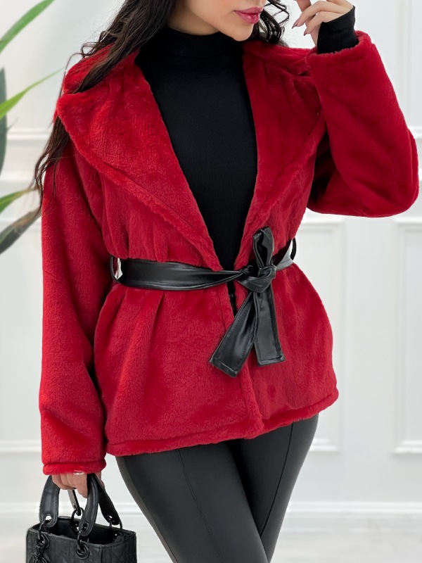 Picsart_25-12-13_18-31-37-111