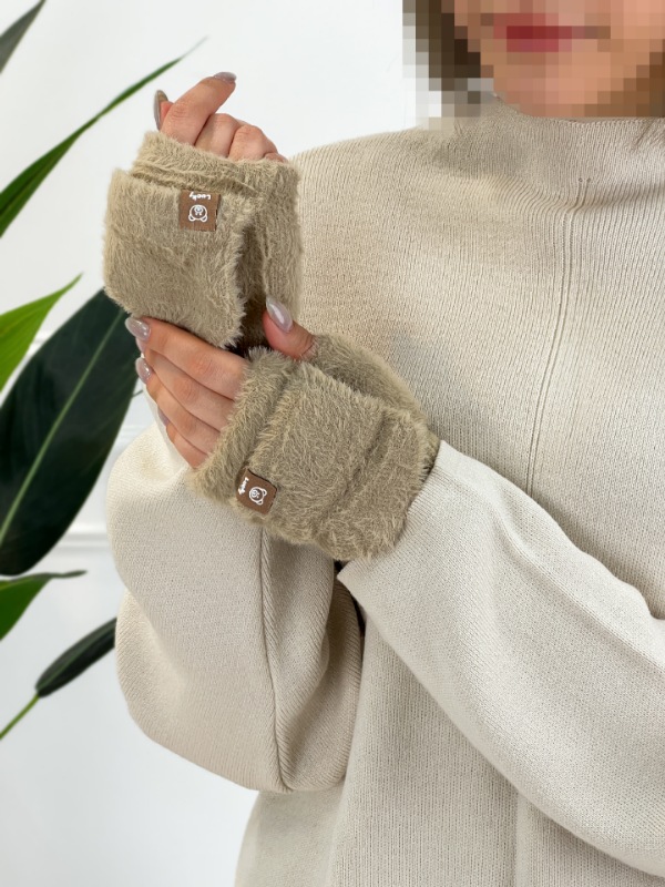 Picsart_25-12-15_16-47-17-768