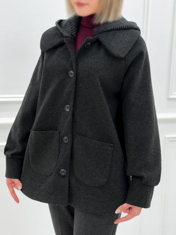 Picsart_25-12-15_18-00-22-512