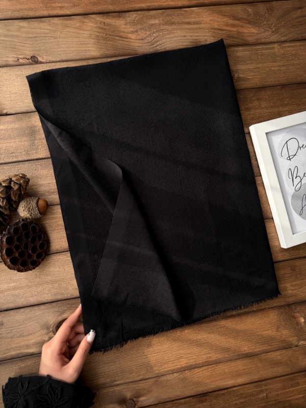 Picsart_25-12-15_18-35-40-793