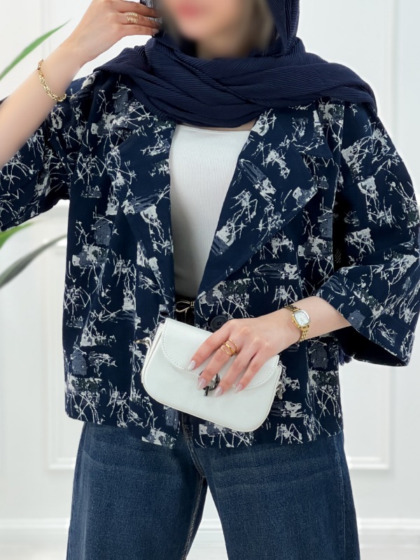 Picsart_25-12-15_23-28-52-600