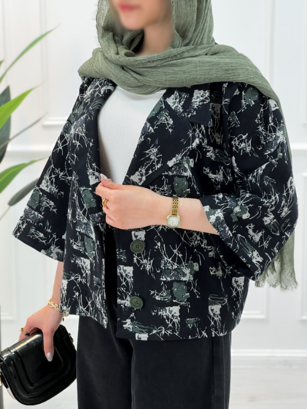 Picsart_25-12-15_23-34-38-919