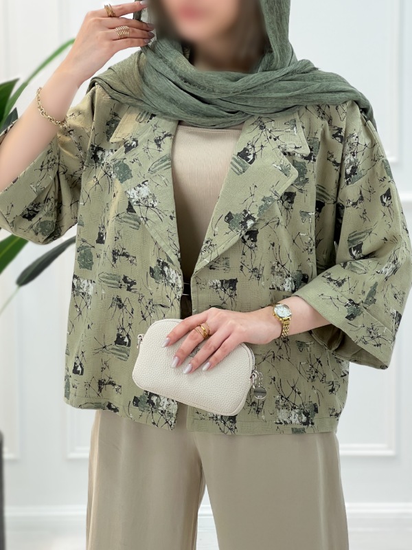 Picsart_25-12-15_23-43-21-253