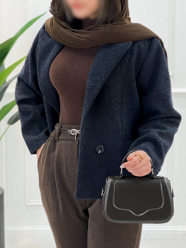 Picsart_25-12-16_22-05-33-834