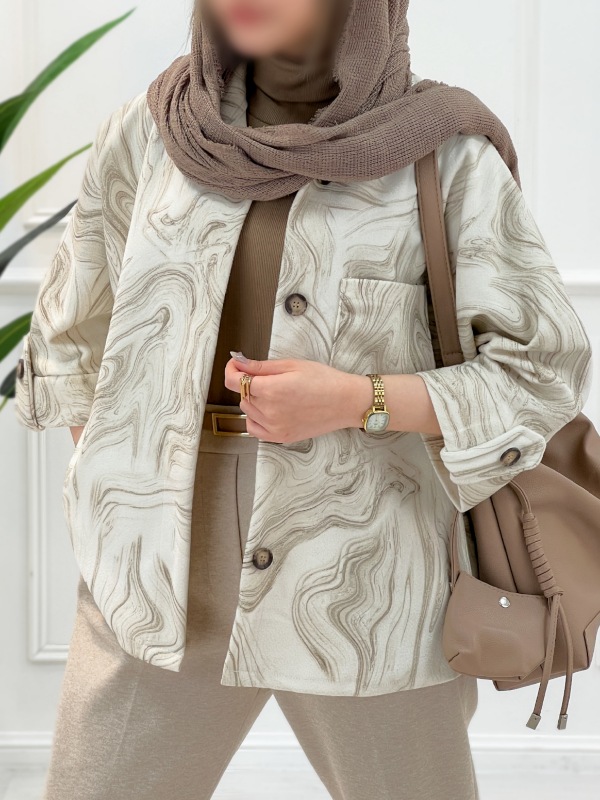 Picsart_25-12-17_14-43-41-261