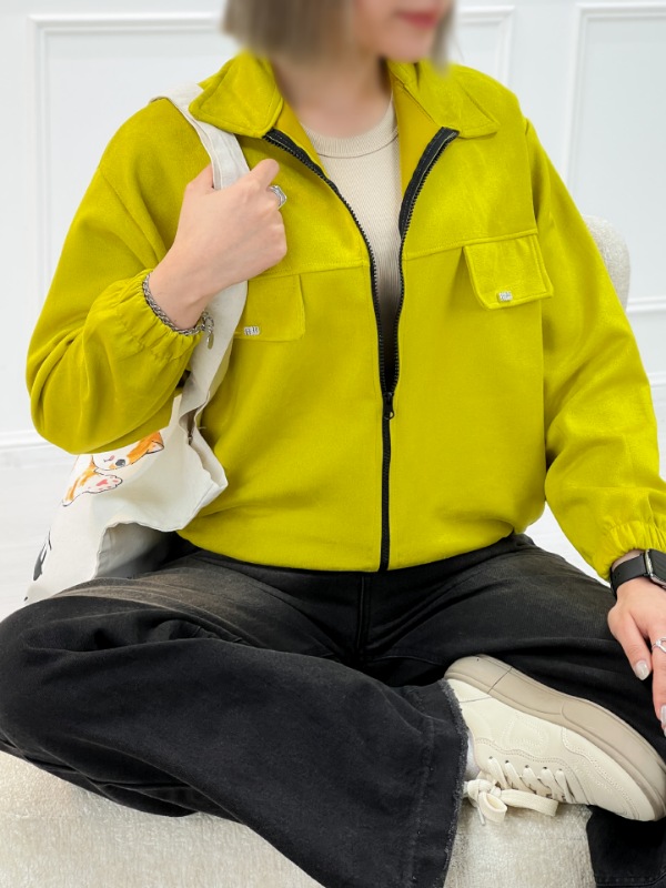 Picsart_25-12-18_10-32-39-135