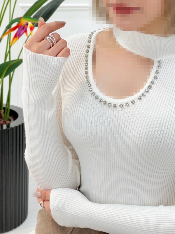 Picsart_25-12-20_20-29-57-780