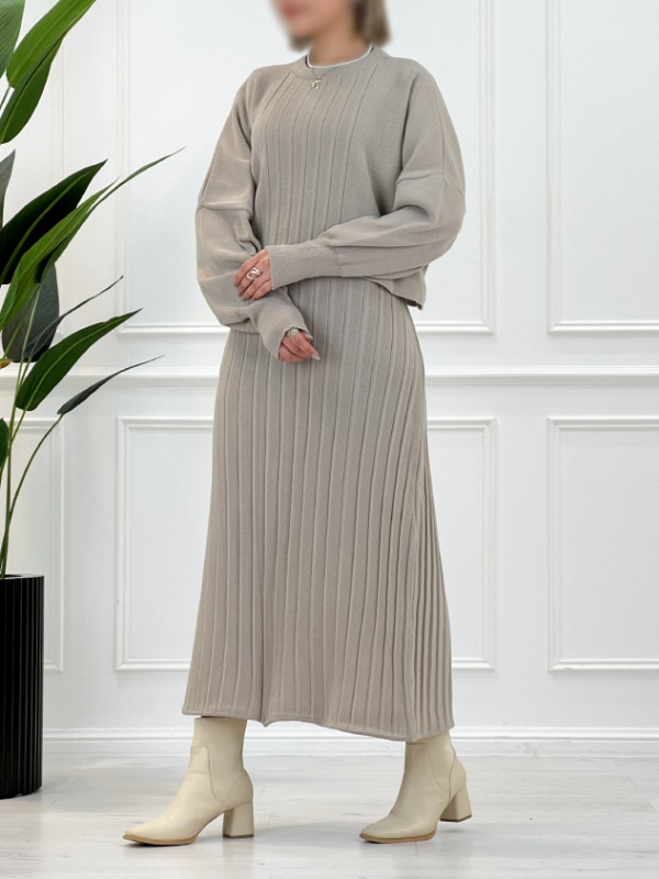 Picsart_25-12-22_17-24-42-186