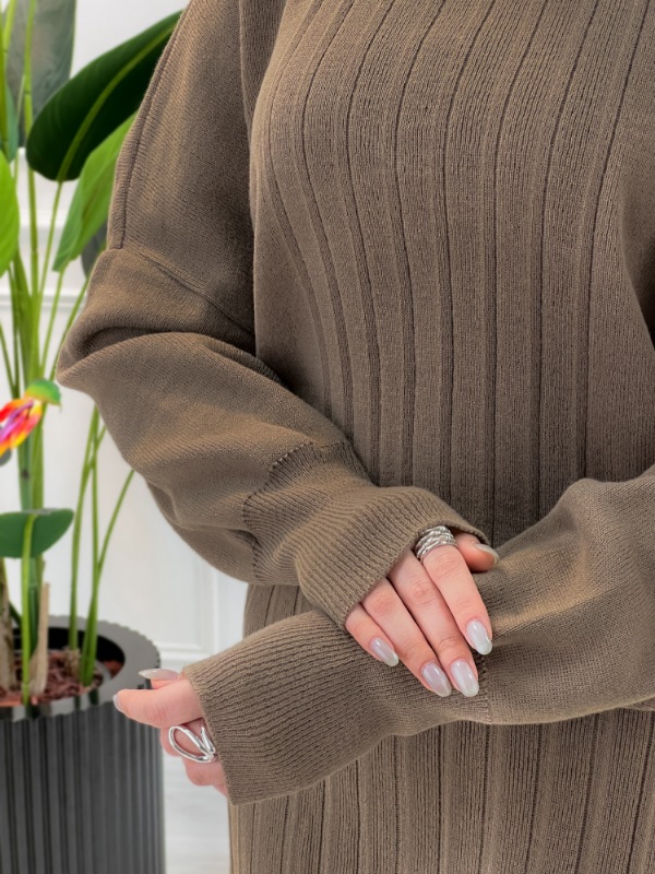 Picsart_25-12-22_17-41-38-269