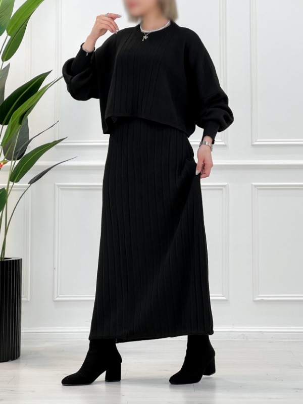 Picsart_25-12-22_17-42-42-133