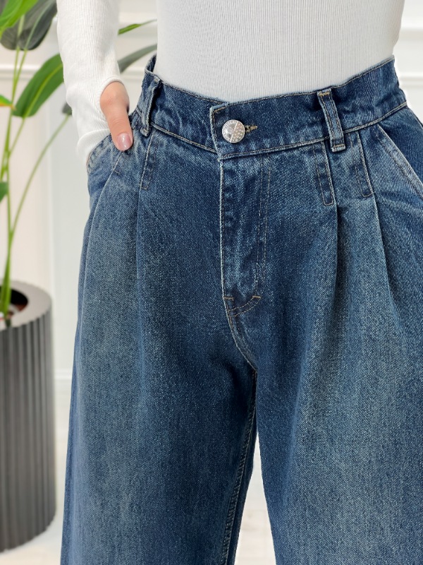 Picsart_26-02-14_13-44-49-747